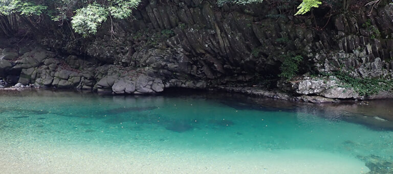 夏の大人気ツアー 滞迫峡リバートレッキング♪ 夏休みジオ探検隊！